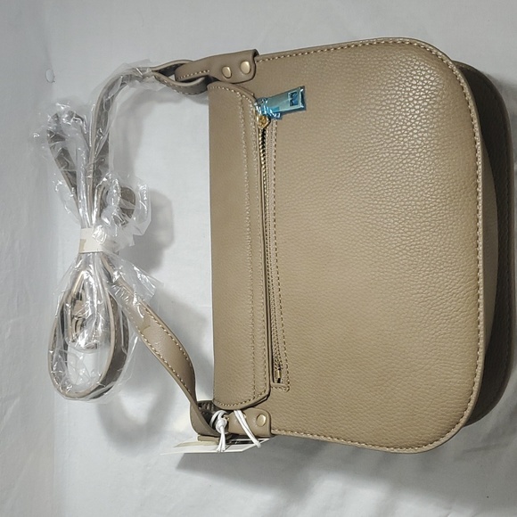 NICO & OLIVE TAN CROSSBODY PURSE - Picture 2 of 5